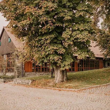 Zámeček Ostrov