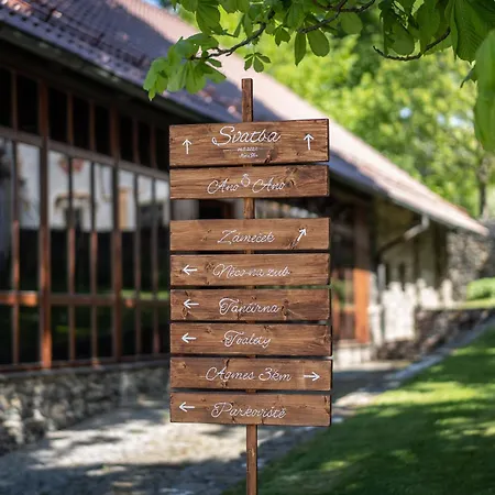 Penzion Zámeček 3*