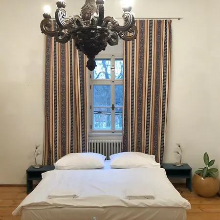 Zamecek 3* Ostrov